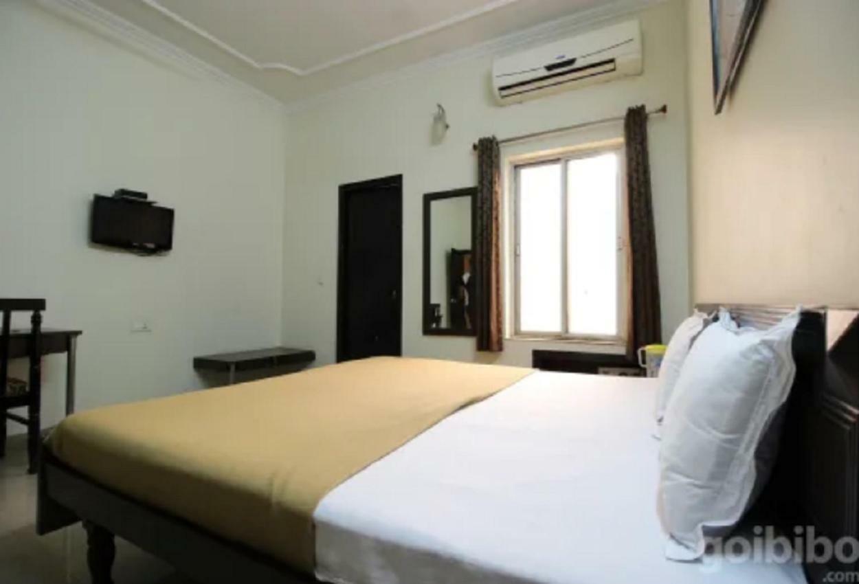 Hotel Utsav Dehradun Exterior photo